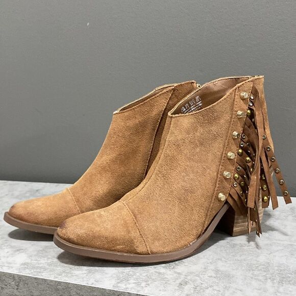 Fergie Bennie Tan/Brown Suede Leather Fringe Beaded Ankle Boots/Booties Size 6.5 - Picture 7 of 16